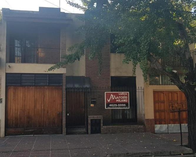 Casa · 150m² · 6 Ambientes · 2 Cocheras