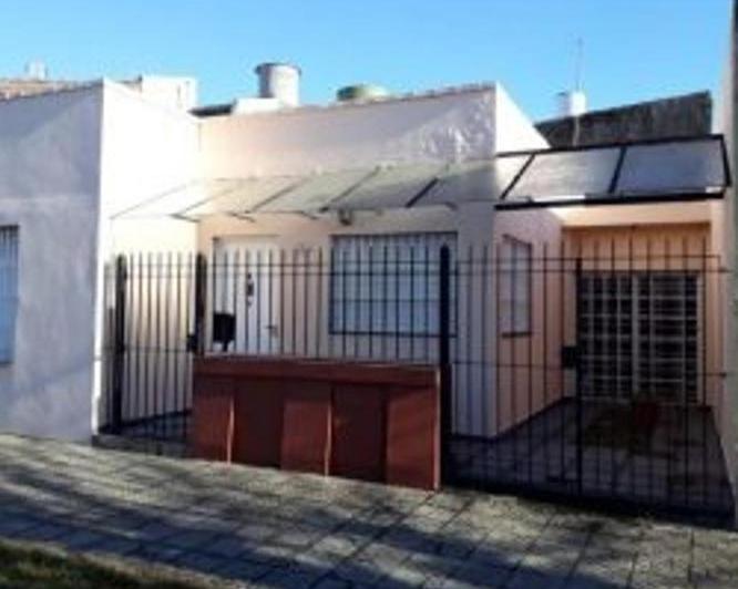 Casa · 75m² · 3 Ambientes · 1 Cochera