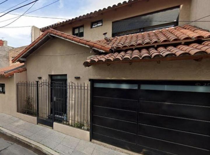 Casa · 150m² · 5 Ambientes · 1 Cochera