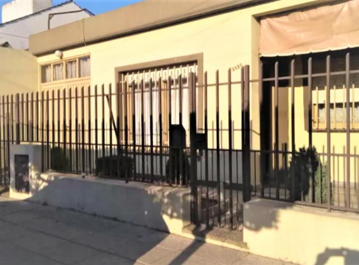 Casa · 90m² · 4 Ambientes · 1 Cochera
