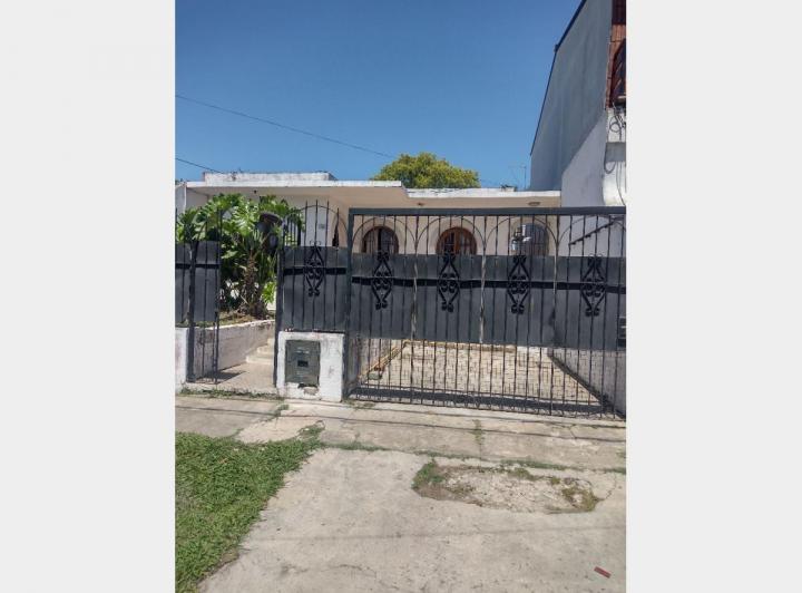 Casa · 100m² · 3 Ambientes · 1 Cochera