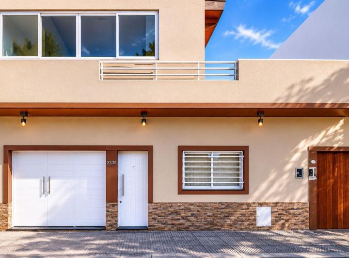 Casa · 170m² · 4 Ambientes · 1 Cochera