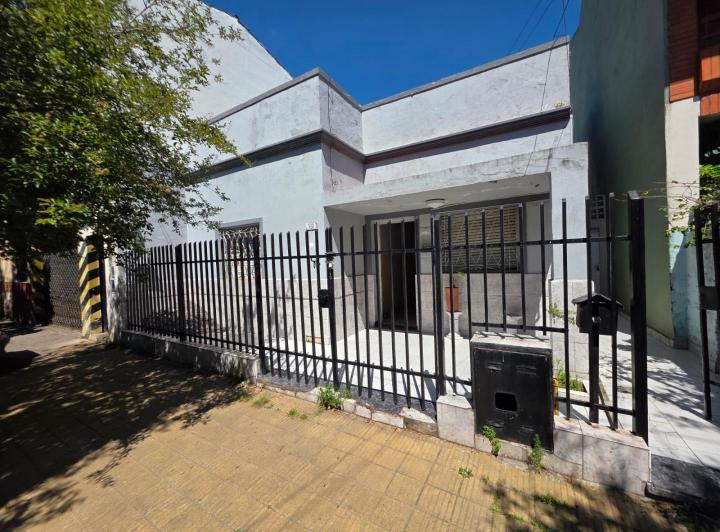 Casa · 192m² · 5 Ambientes · 2 Cocheras