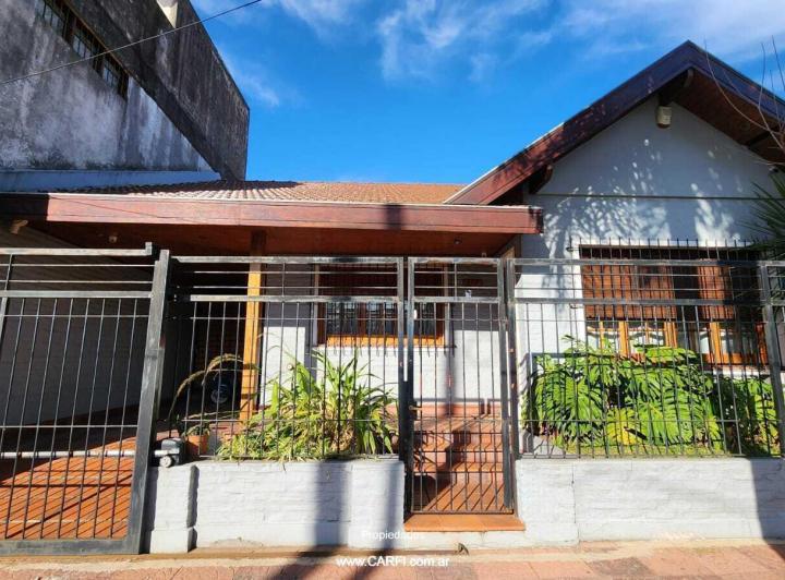 Casa · 200m² · 4 Ambientes · 1 Cochera