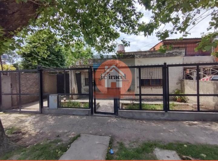 Casa · 125m² · 4 Ambientes · 1 Cochera