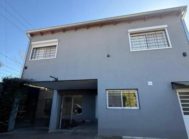 Casa · 135m² · 4 Ambientes · 1 Cochera