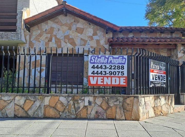 Casa · 120m² · 4 Ambientes · 1 Cochera