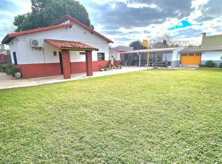 Casa · 159m² · 4 Ambientes · 2 Cocheras