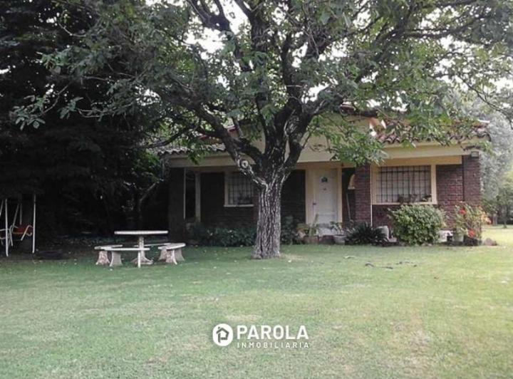Casa · 200m² · 3 Ambientes · 1 Cochera