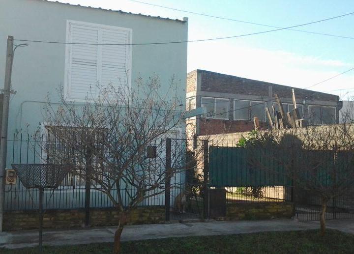Casa · 100m² · 3 Ambientes · 1 Cochera