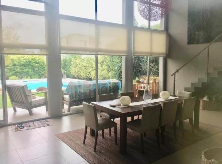 Casa · 286m² · 5 Ambientes · 1 Cochera