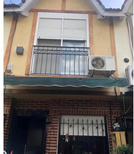 Casa · 91m² · 3 Ambientes · 1 Cochera