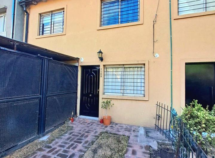 Casa · 50m² · 3 Ambientes · 1 Cochera
