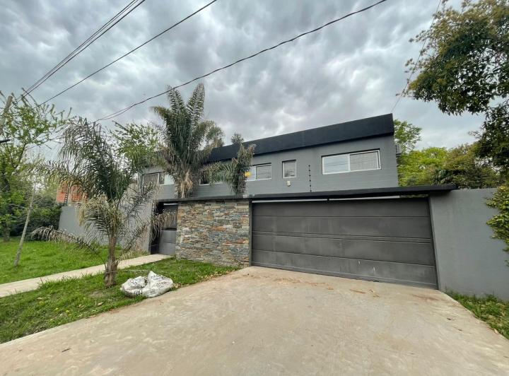 Casa · 480m² · 5 Ambientes
