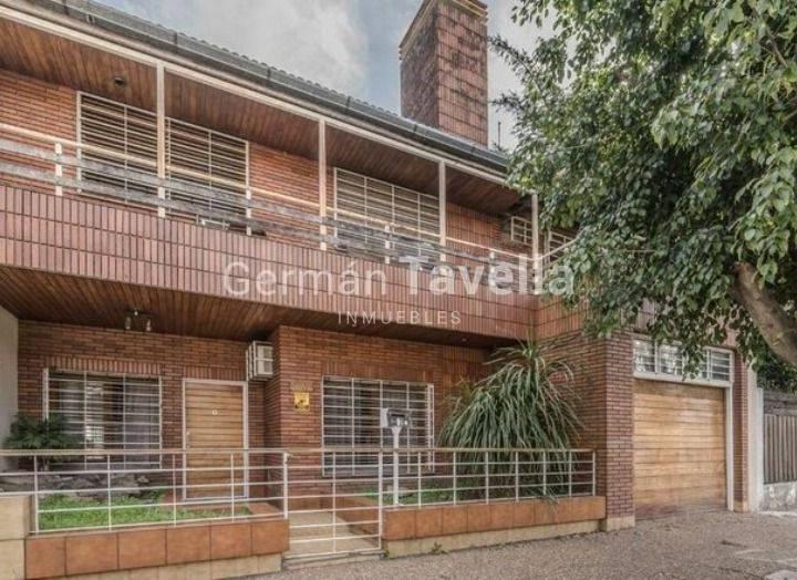Casa · 264m² · 5 Ambientes · 1 Cochera