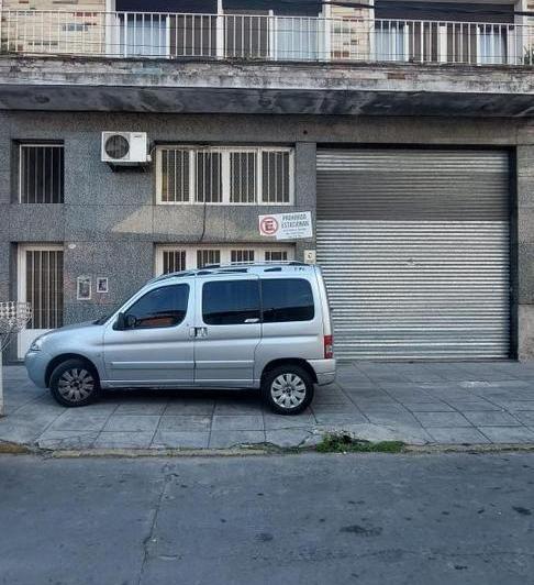 Casa · 260m² · 2 Cocheras