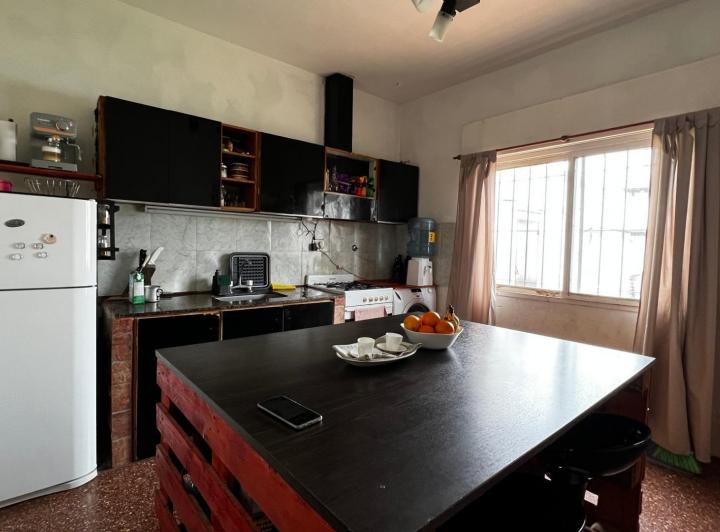 Casa · 95m² · 3 Ambientes · 5 Cocheras