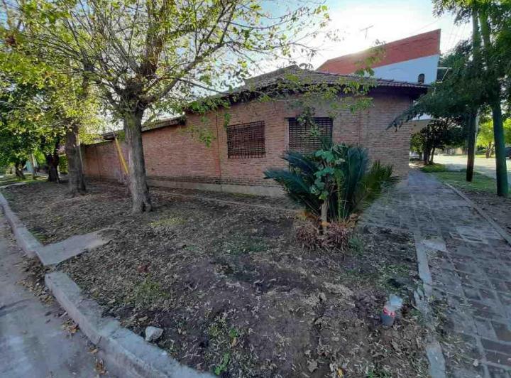 Casa · 130m² · 4 Ambientes · 1 Cochera
