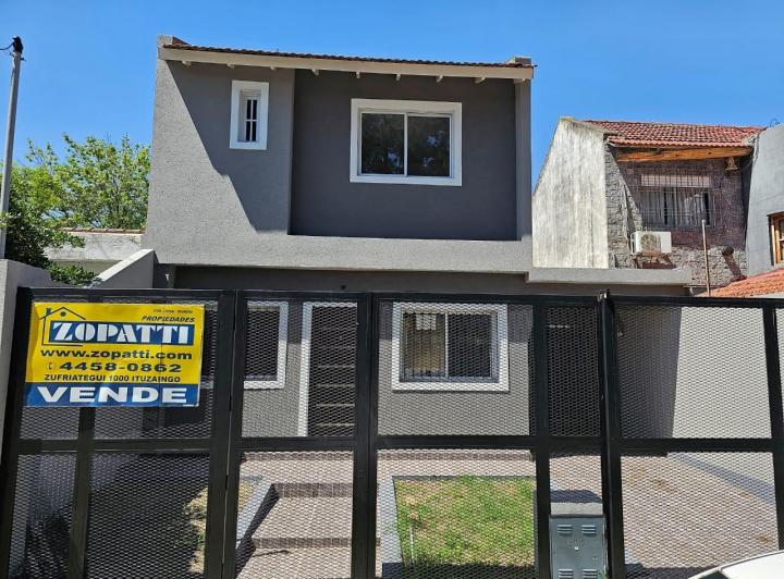 Casa · 110m² · 4 Ambientes · 1 Cochera