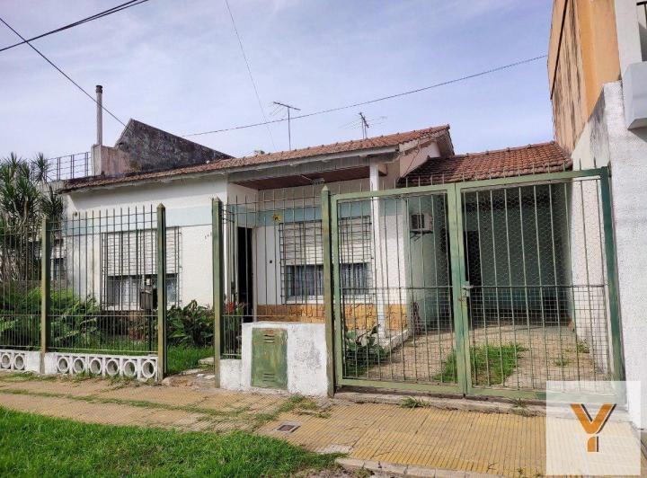 Casa · 280m² · 3 Ambientes · 1 Cochera
