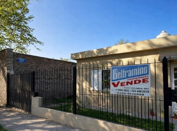 Casa · 118m² · 5 Ambientes · 2 Cocheras