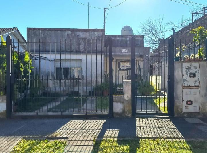 Casa · 80m² · 3 Ambientes · 1 Cochera