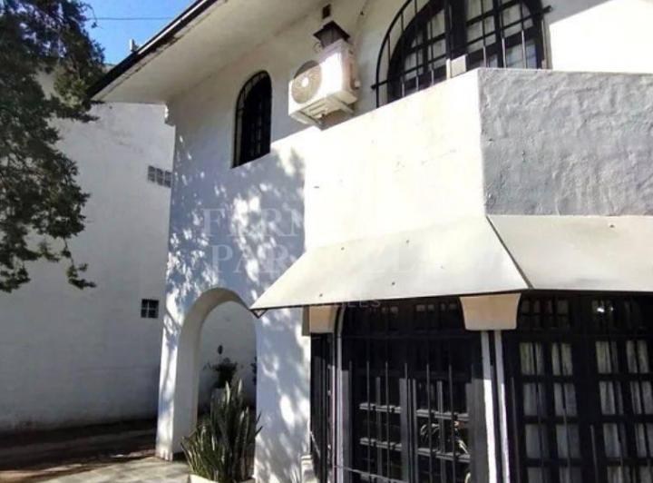 Casa · 143m² · 4 Ambientes · 1 Cochera