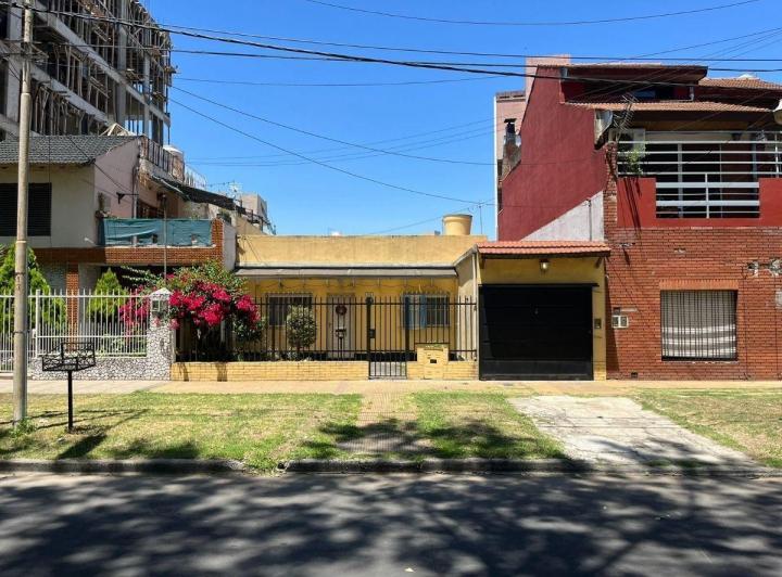 Casa · 156m² · 3 Ambientes · 1 Cochera