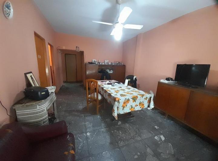 Casa · 140m² · 6 Ambientes · 1 Cochera
