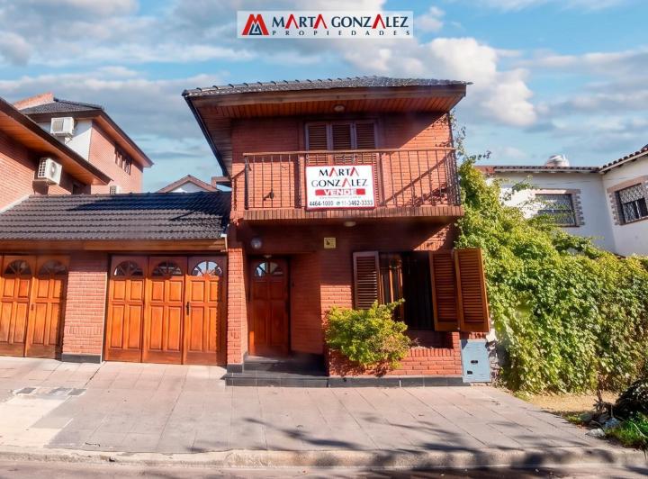 Casa · 125m² · 4 Ambientes · 2 Cocheras