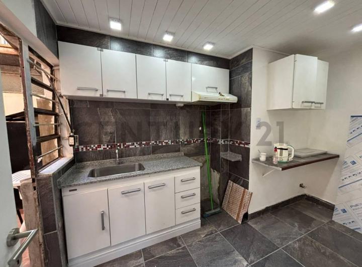 Casa · 56m² · 2 Dormitorios · 1 Cochera