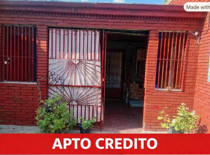 Casa · 76m² · 4 Ambientes · 3 Cocheras