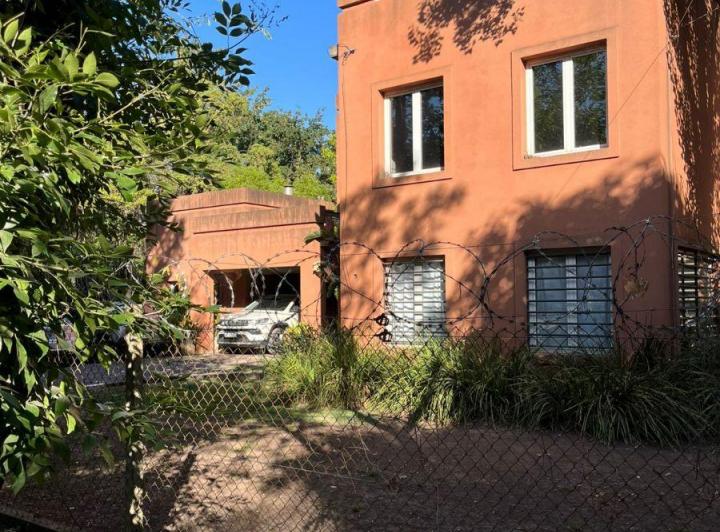 Casa · 257m² · 4 Ambientes · 1 Cochera