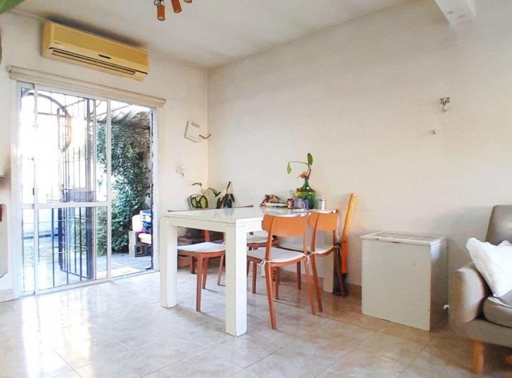 Casa · 83m² · 4 Ambientes · 1 Cochera