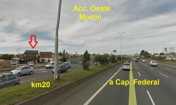 Casa · 300m² · 1 Ambiente