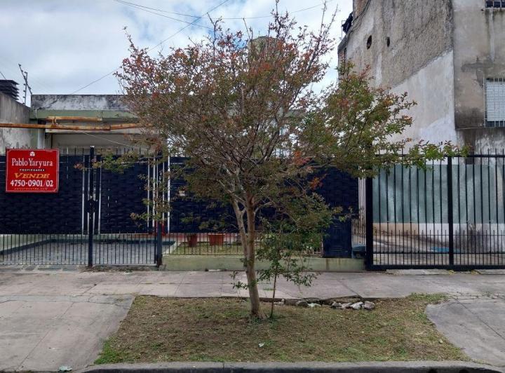 Casa · 56m² · 4 Ambientes · 4 Cocheras