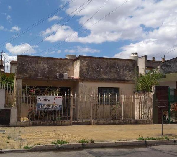 Casa · 167m² · 3 Ambientes · 1 Cochera