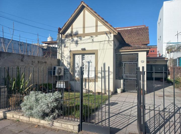 Casa · 160m² · 4 Ambientes