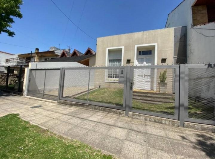 Casa · 150m² · 2 Ambientes