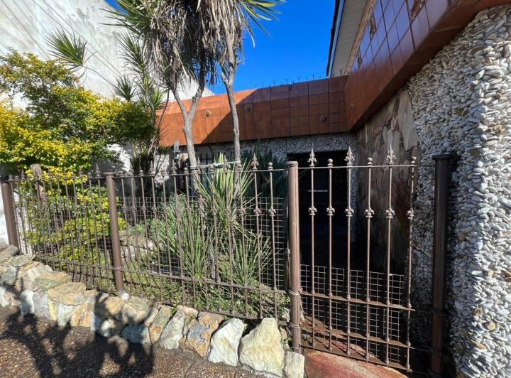 Casa · 104m² · 4 Ambientes · 1 Cochera