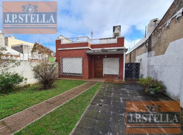 Casa · 150m² · 3 Ambientes · 2 Cocheras