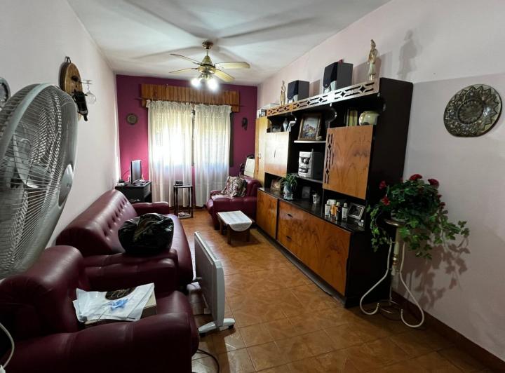 Casa · 90m² · 3 Ambientes · 3 Cocheras