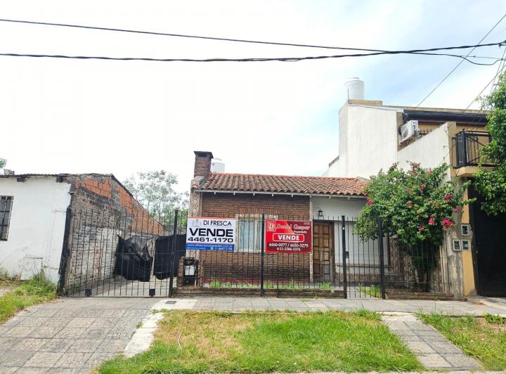 Casa · 67m² · 3 Ambientes · 1 Cochera