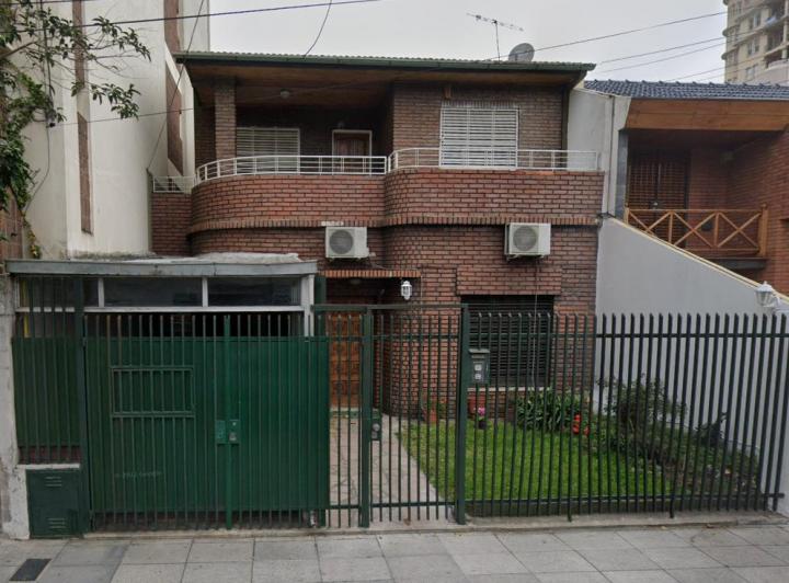 Casa · 203m² · 5 Ambientes · 1 Cochera