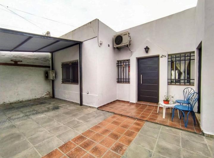 Casa · 145m² · 4 Ambientes · 1 Cochera