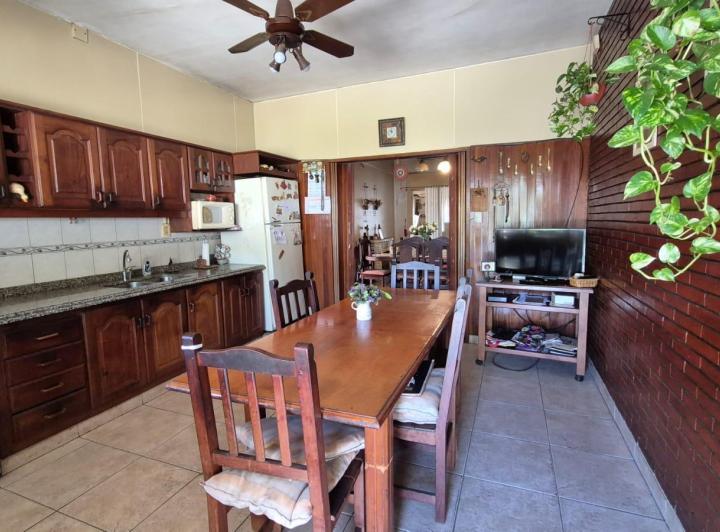 Casa · 72m² · 3 Ambientes · 1 Cochera