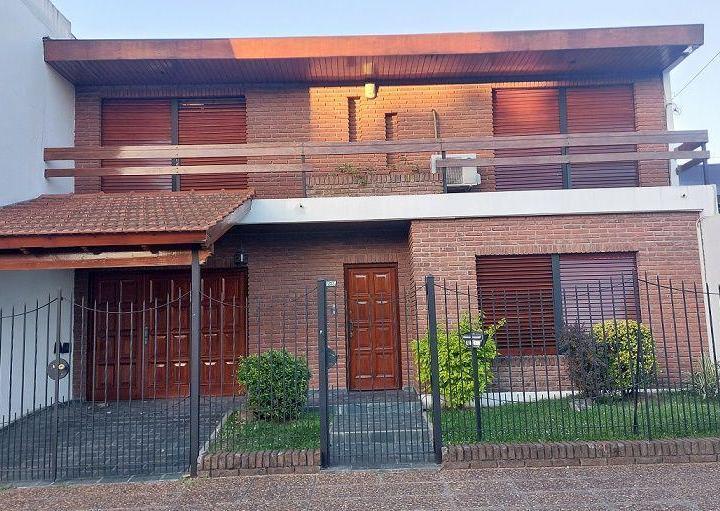 Casa · 116m² · 5 Ambientes