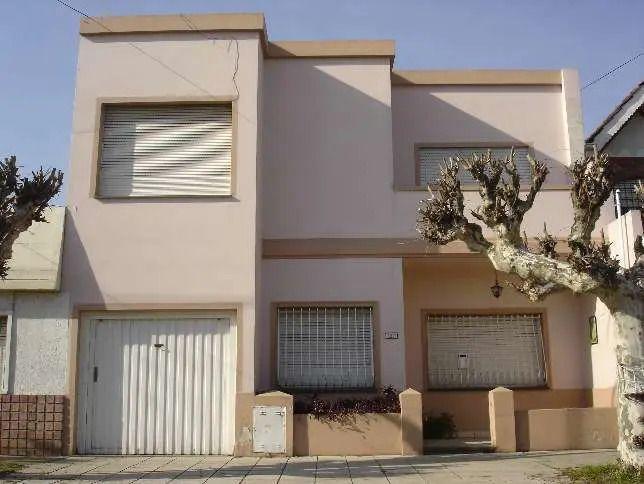 Casa · 200m² · 4 Ambientes · 1 Cochera
