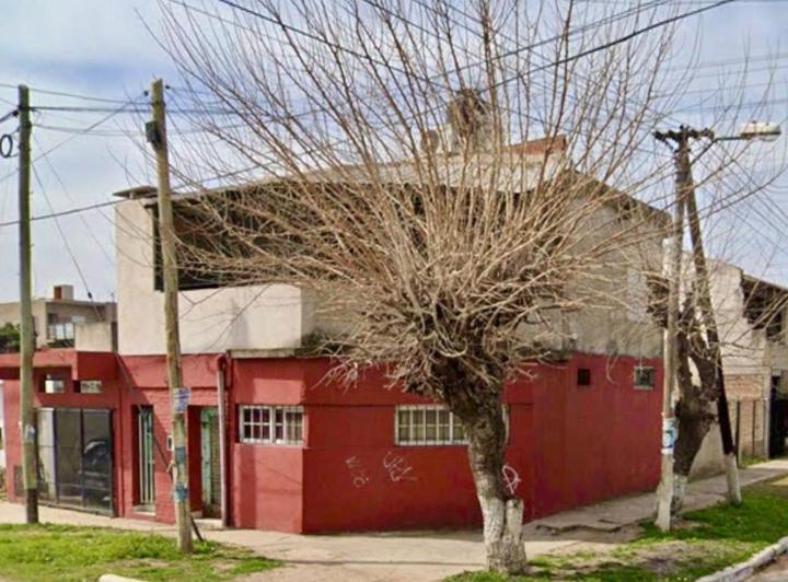 Casa · 99m² · 4 Ambientes · 1 Cochera