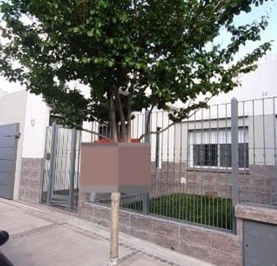 Casa · 200m² · 3 Ambientes